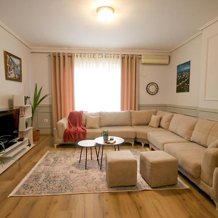 Johan'S Apartment Τίρανα Εξωτερικό φωτογραφία